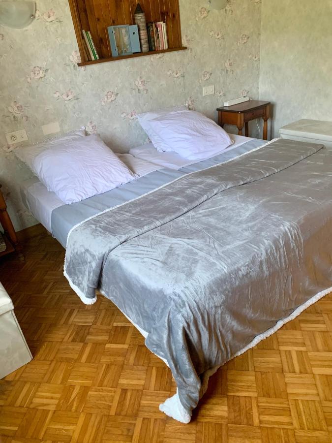Dormez Dans La Chambre Du Meunier ! Germolles-sur-Grosne 外观 照片